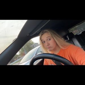 Meet your Posher, Jordyn